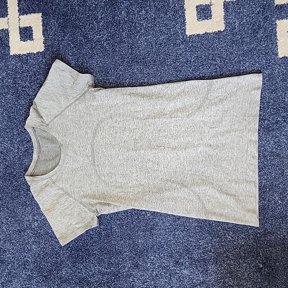 Lululemon Swiftly Tech Short Sleeve Crew - Picture 3 of 6